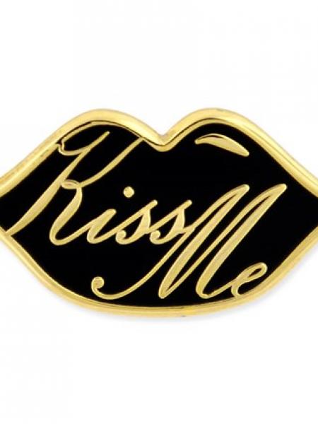 Kiss Me Lips Pin
